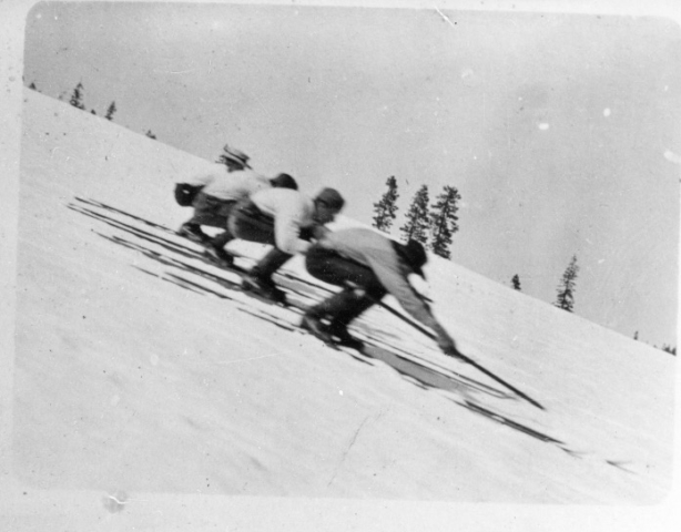 One of few photos of an actual California mining camp ski race from ca. 1880s. Skiers skied straight downhill. Photo credit: New England Ski Museum