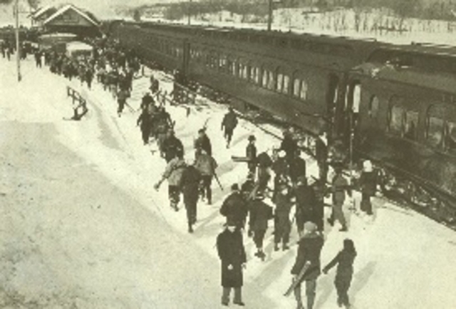 The Dartmouth Outing Club and Appalachian Mountain Club organizers of the early snow trains relied on station masters or postmasters to figure out where the train should go. The destinations often didn’t matter to the passengers.  Photo credit: New England Ski Museum