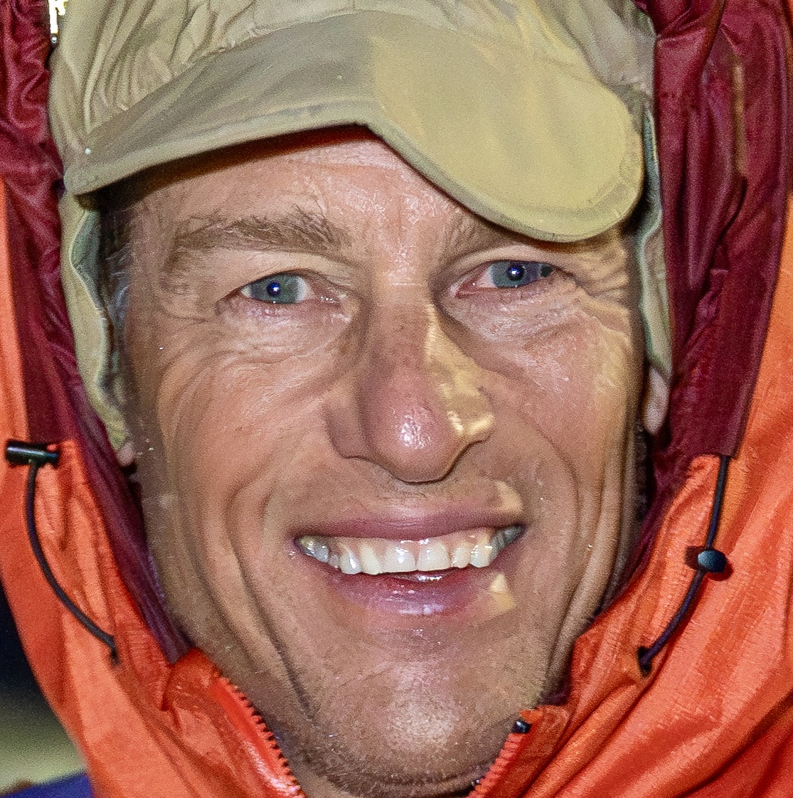 Christian Beckwith Host